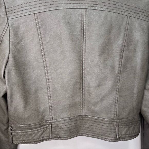 𝅺TCEC Grey Faux Leather Cropped Moto Jacket Size Large - Picture 7 of 16